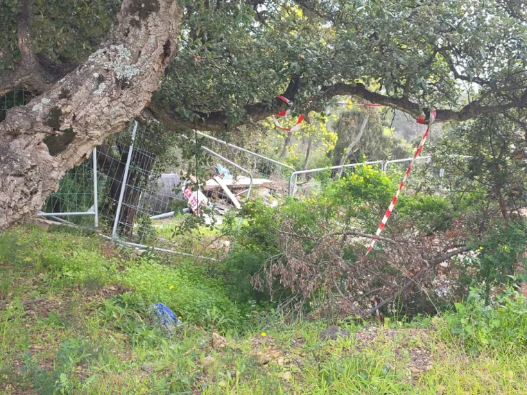 Démolition d'un cabanon, Fréjus, MARTIN Hervé Terrassement