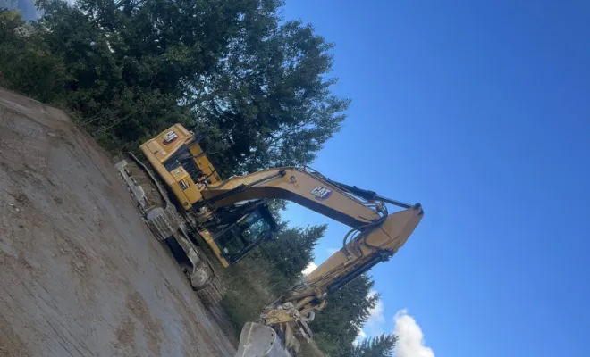 Mise au propre et à l'état naturel d'un terrain, Fréjus, MARTIN Hervé Terrassement
