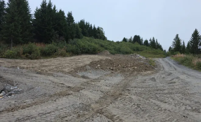 Mise au propre et à l'état naturel d'un terrain, Fréjus, MARTIN Hervé Terrassement